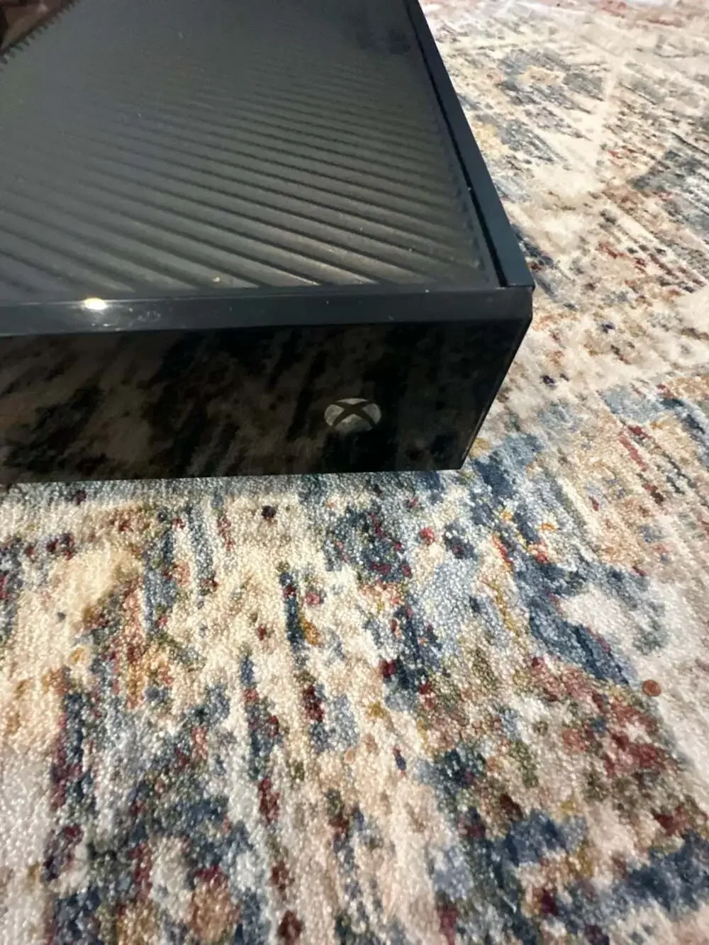 Microsoft Xbox One Original 500GB Video Game Console Model 1540 Black